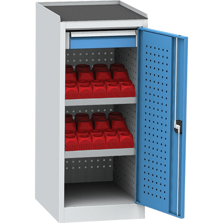 Tool cabinet